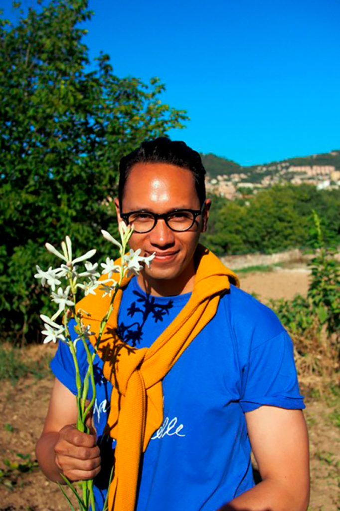 Perfume blogger Clayton Ilolahia