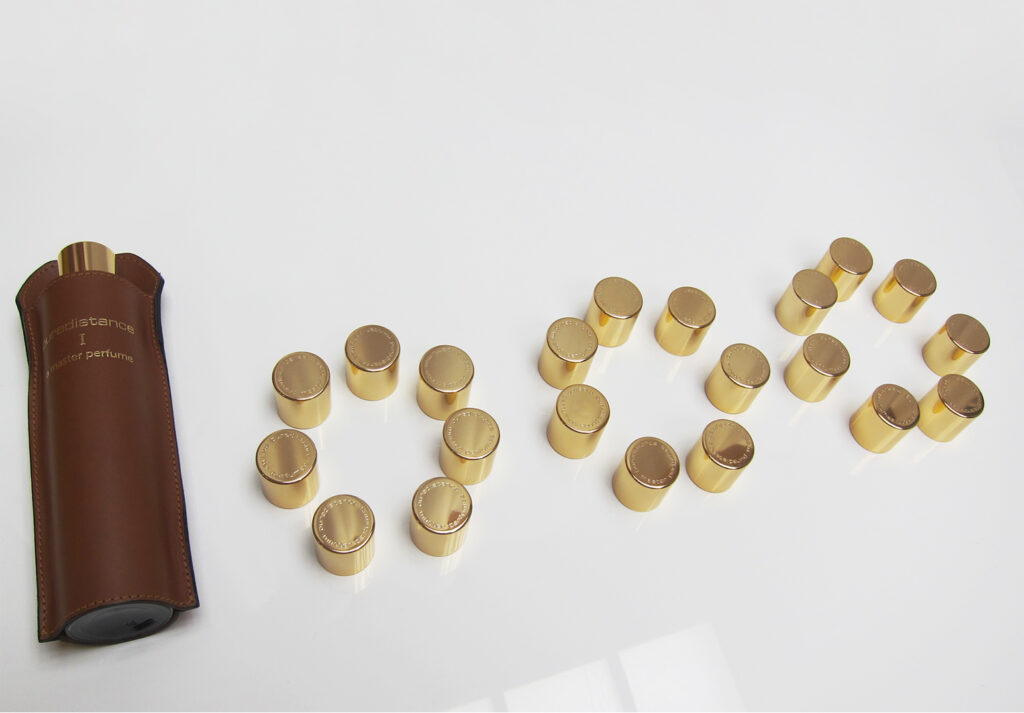 puredistance master perfumes 1000 likes on facebook 1 perfume gold cap 100ml handmade leather holder