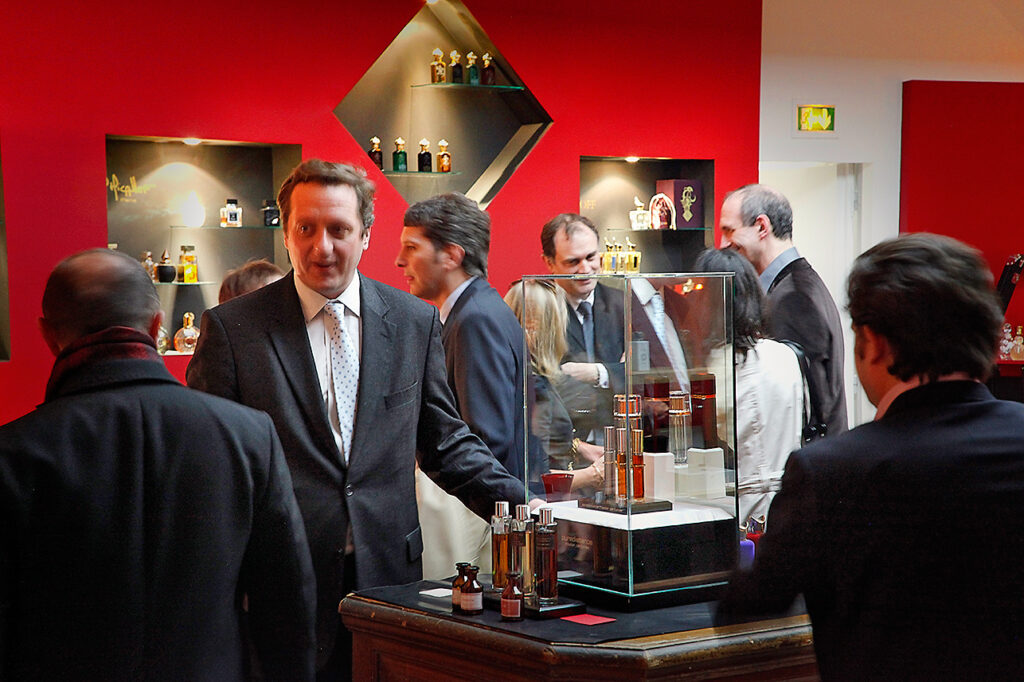 Exclusive Puredistance display in Perfumery Jovoy in Paris