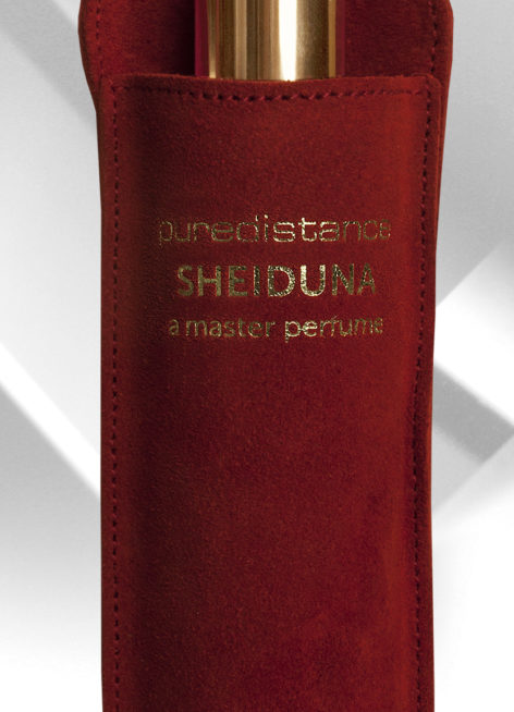 Pure Perfume Extrait made from the best possible ingredients