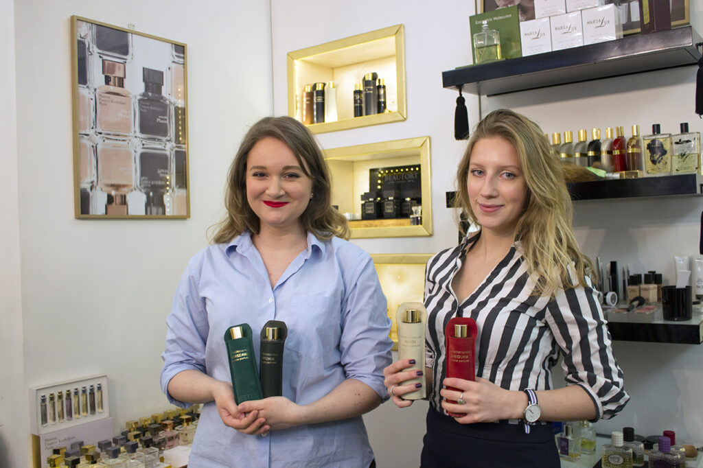 Daria and Sofia of Sens Unique Paris